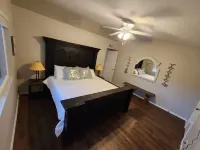 Family Home, New ew Pool, Parks, Private Patio