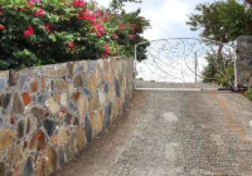 Updated Caribbean retreat, with solar and generator power backup
