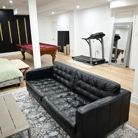 Studio Apartment in the heart of Caledon
