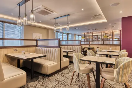 Premier Inn Jersey St Helier (Bath Street) Отели в г. St Clements