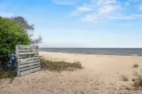 Family Luxury: 5Br, Beach, Kayaks, GameRm, Arcade, MovieRm, PingPong, Fire Pit