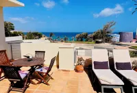 Luxury villa, private pool, fiber optic internet, sea view, courtyard, privacy
