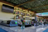 60% discount, new 3 BDR, 2 rooftop pools w panoramic views, 5 min from downtown