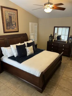 Beautiful Home in North Phoenix/ Scottsdale/ Pet friendly Hotels in Desert View