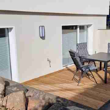 Charming apartment with sauna and large terrace, just a few steps from the beach. Others