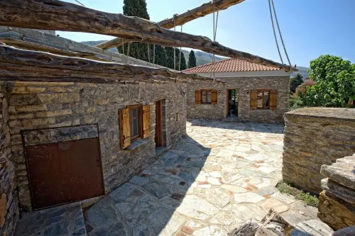 Traditional Country House with Pool-Make yourself at home-The House of Prince