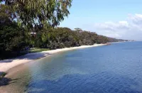 Dutchman's Beach Retreat