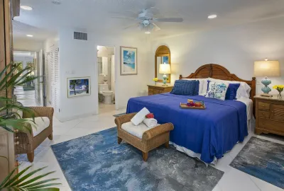 Luxury Beachfront condo @ Sapphire Bay West/Crystal Cove