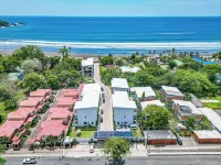 Brand New Luxury Spacious 12 Bedroom Ocean Front Luxury Villa South Jaco.