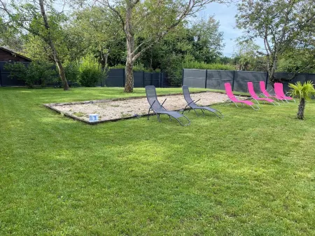 With Swimming Pools Au Porte de Chambord les Trois Clefs 14 People Отели в г. Луар и Шер