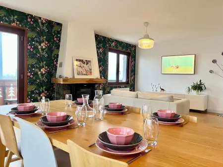 Onlymyflats - Fauna Flora