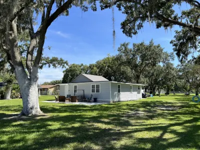 Home in Kissimmee with Huge Backyard Dollar Tree 주변 호텔