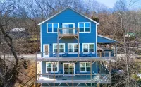 Entertainment in Abundance, Putting Green, Games, Kayaks, No-wake Covered Dock!