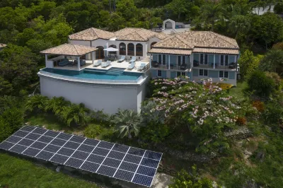 Stunning Views! Infinity Pool.  South Shore Home. Hotels in 