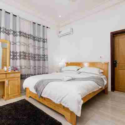 Cosy family orientated Villa only minutes from the beach and essential amenities Rooms