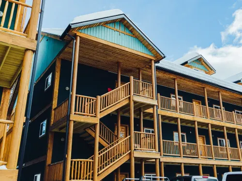 Modern mountain condo on Northstar Mountain licence # STRU 2025-16819 - Wi-Fi