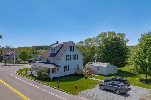 Former Lighthouse Keeper's Home - Southwest Harbor Village. Highspeed Wi-Fi & AC - Homestays