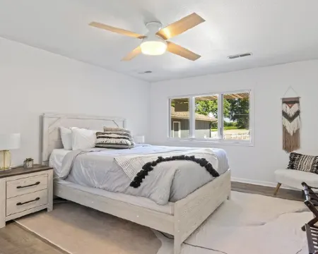 Waterfront Condo- Best View! Hotels in Clear Lake