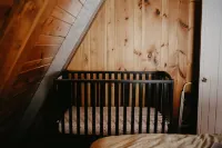 Step Back in Time: Cozy Lakeside Retreat Vintage A-Frame Cabin on Horseshoe Lake