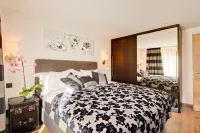 Alex Lodge Private Luxury Apartments