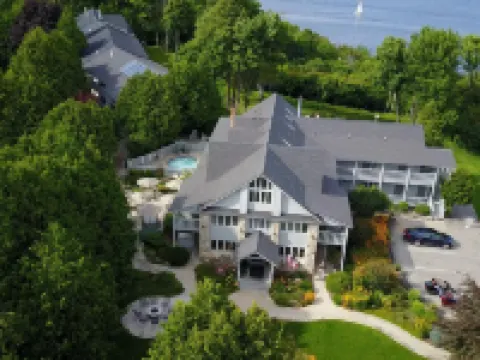 Country House Resort Hotels in Sister Bay
