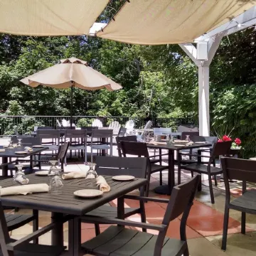 Three Chimneys Inn