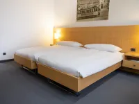 Hotel Coronado Hotels in Chiasso