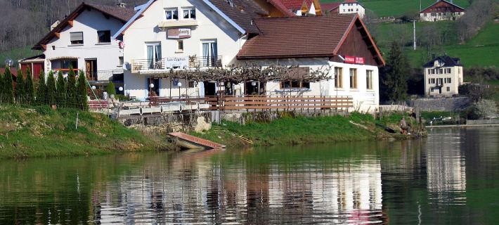 Hotel Restaurant les Cygnes Hotels in Doubs