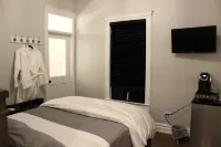 The Plainfield Inn Hotels in Plainfield