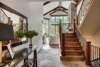 5Br Alpine Luxury Home with Private Hot Tub by RedAwning - Save 20% on 7+ Nights!