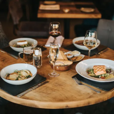 Hall Farm Hotel and Restaurant