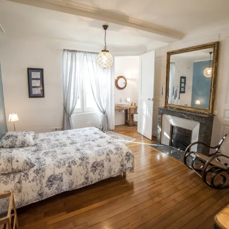 Maison des 7 Lieux Отели в г. Шабли