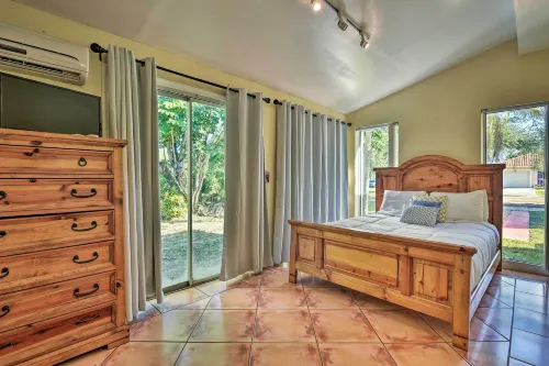 Quaint Central Miami Bungalow 10 Mi to Mid-Beach! - Kitchens