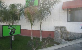 Motel 8 Maricopa
