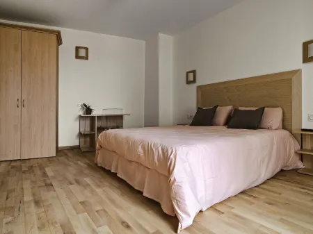 Hotel Galilee Отели в г. Серест