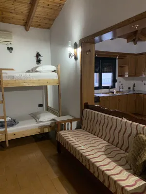 Hostel Kanina Отели в г. 