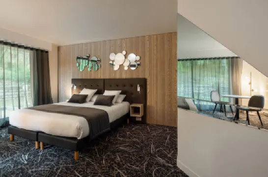 Logis Hôtel Parenthèse, Restaurant & Spa Hotels in 