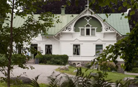 Villa Sjötorp Отели рядом с достопримечательностью «Hafsten Resort»