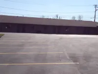 Stadium View Inn - parking