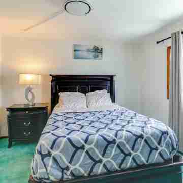 Near Dtwn and Pioneer Park Fairbanks Home with Deck! Rooms