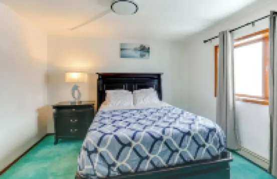 Near Dtwn and Pioneer Park Fairbanks Home with Deck!