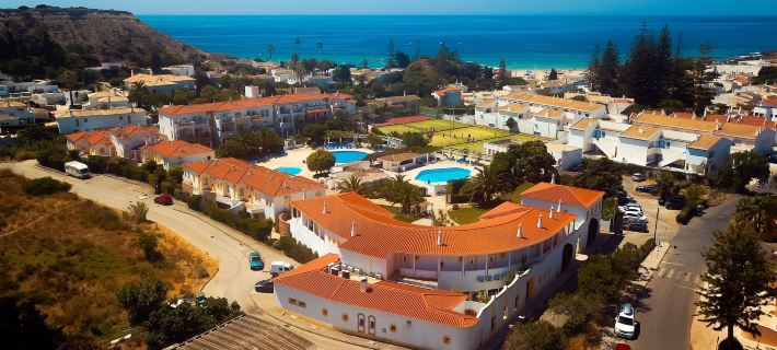 Club House Cvl Hotels in Luz