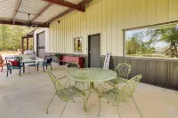 Charming Starkville Vacation Rental ~ 5 Mi to MSU!