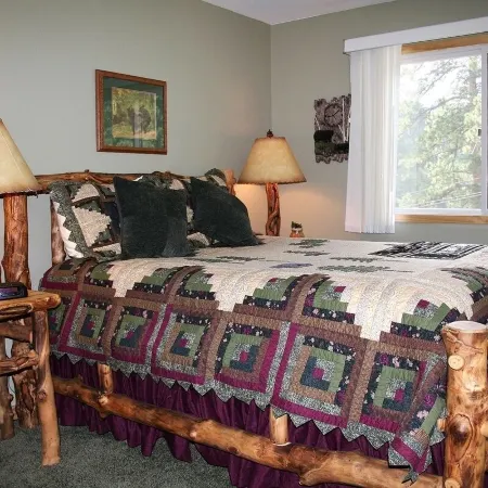 Fawn Valley Inn- 306