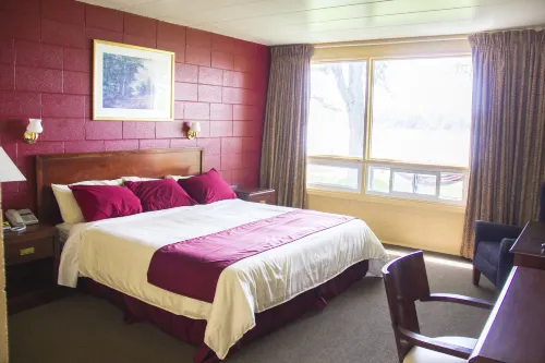 Riverview Motel Hotels in Cayuga
