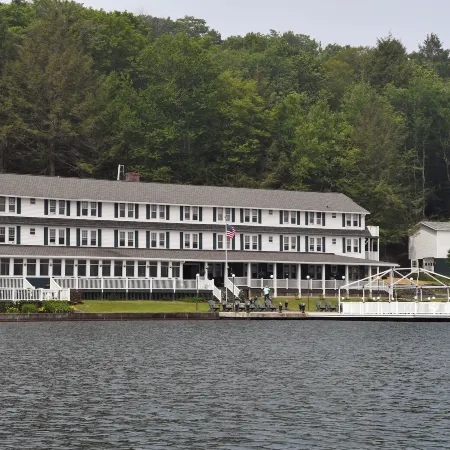 Chestnut Inn at Oquaga Lake