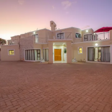 Royal Hills Lodge and Spa