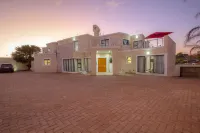 Royal Hills Lodge and Spa Hotels in Far North