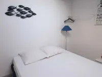 Joli Appartement Climatisé, au Calme et Avec Parking. Proche des Plages Các khách sạn gần Camping Resort and Spa La Baume la Palmeraie