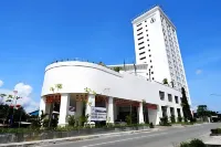 Mahkota Hotel Singkawang Hotels near Rumah Adat Melayu Balai Serumpun Singkawang